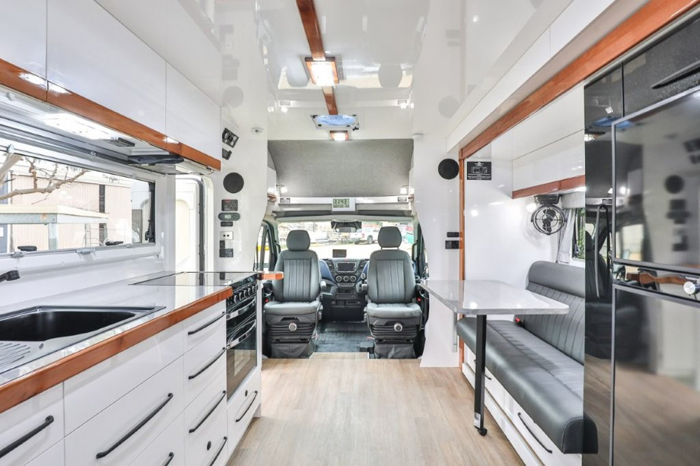 Wirraway 280 SL Classic White Motorhome